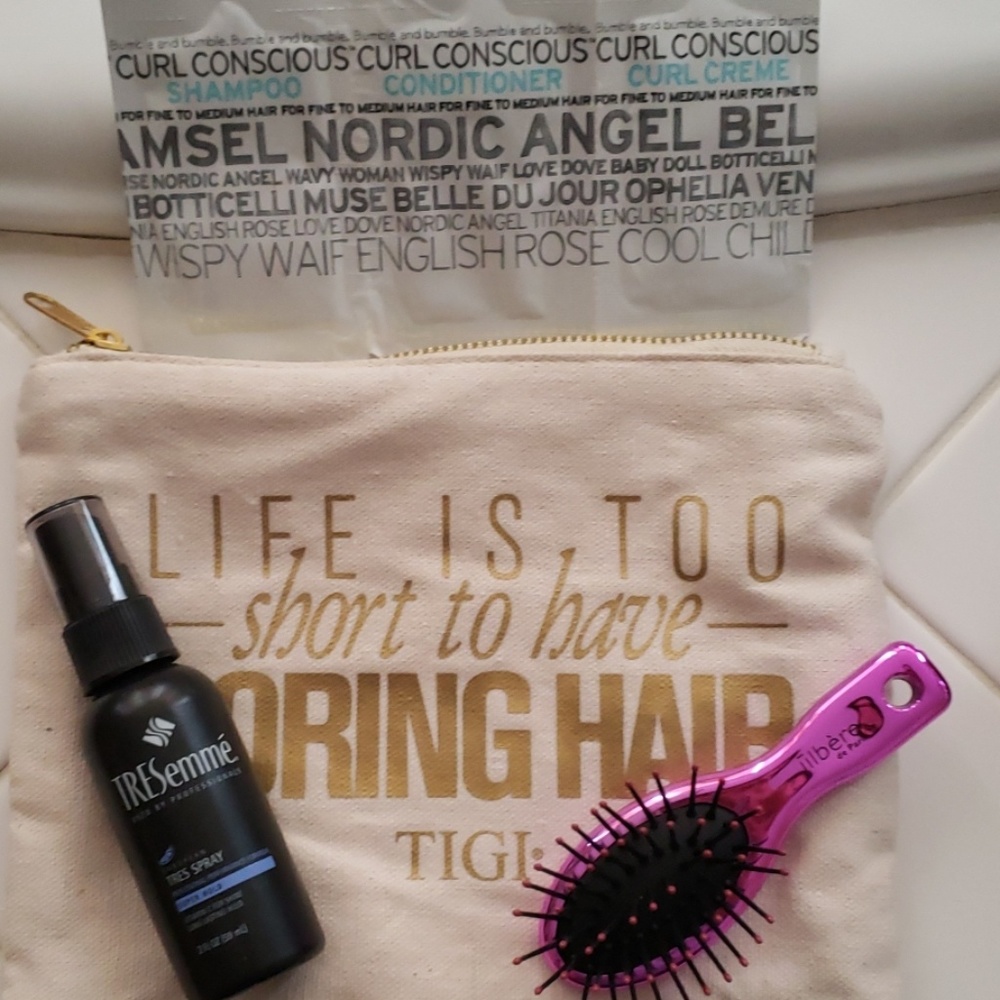 Cute cosmetic/toiletrie bag